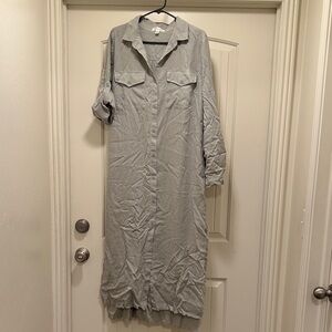 Cloth & Stone Light Gray Collared Shirt Dress